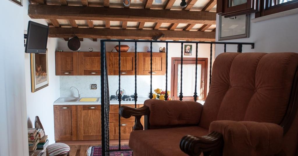 Villa Anna Savini Casa Vacanze Атри Экстерьер фото