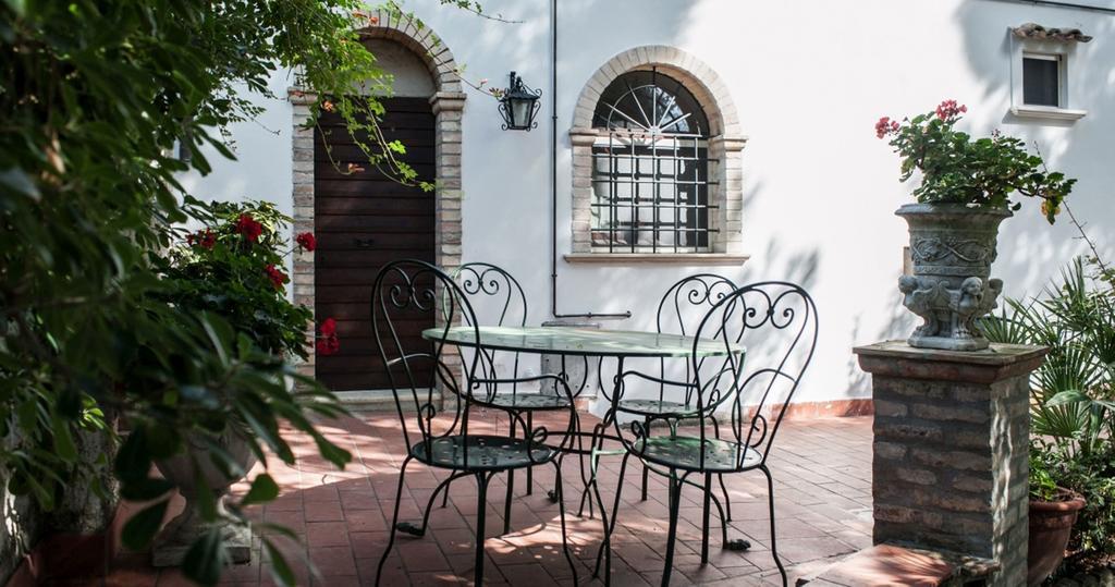 Villa Anna Savini Casa Vacanze Атри Номер фото