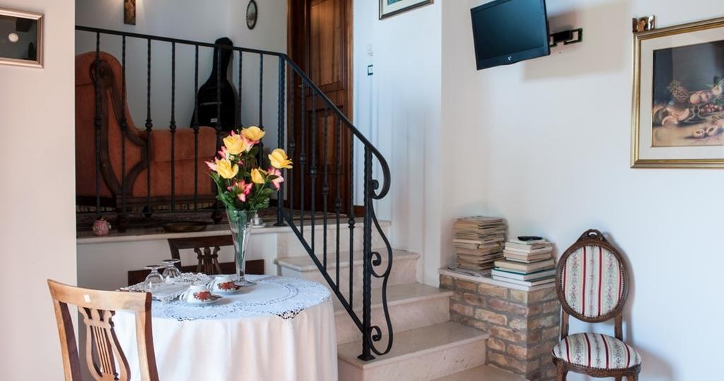 Villa Anna Savini Casa Vacanze Атри Экстерьер фото