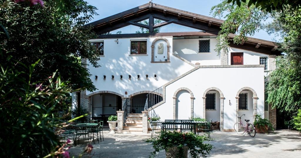 Villa Anna Savini Casa Vacanze Атри Экстерьер фото