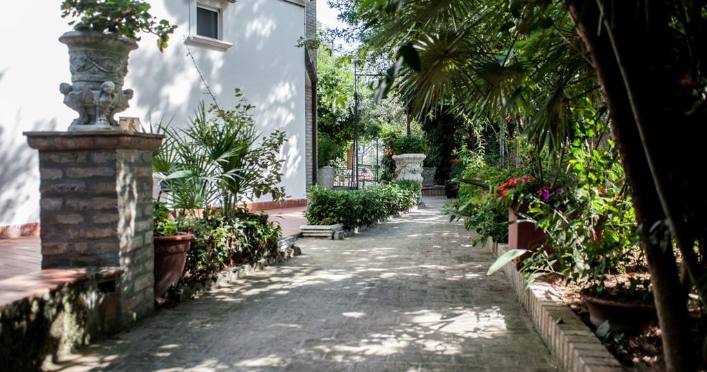 Villa Anna Savini Casa Vacanze Атри Номер фото
